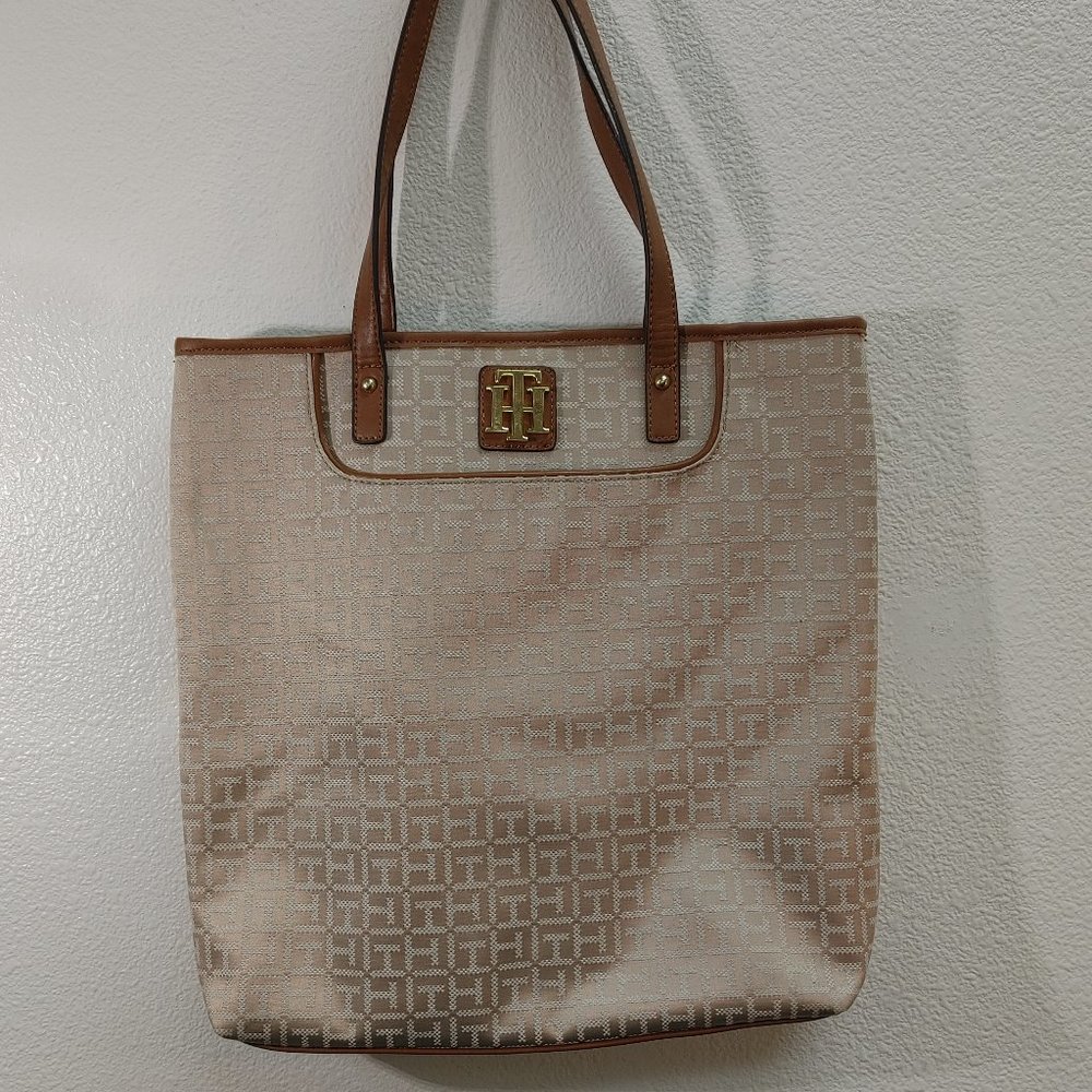 TOMMY HILFIGER SHOPPING TOTE WITH ATTACHED WALLET BEIGE/BROWN